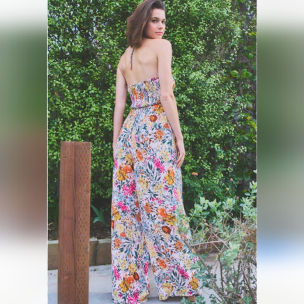 NWOT LaBiz Floral Halter Jumpsuit Size M Sleeveless Cut-Out Boho Resort Smocked
